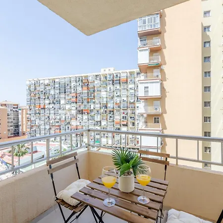 Stylish 2bd In The Centre 10 Minutes Away From The *