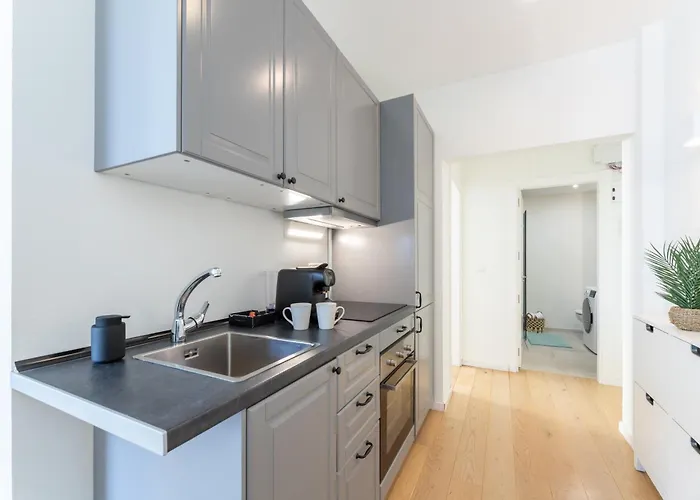 Stylish 2bd In The Centre 10 Minutes Away From The * Torremolinos