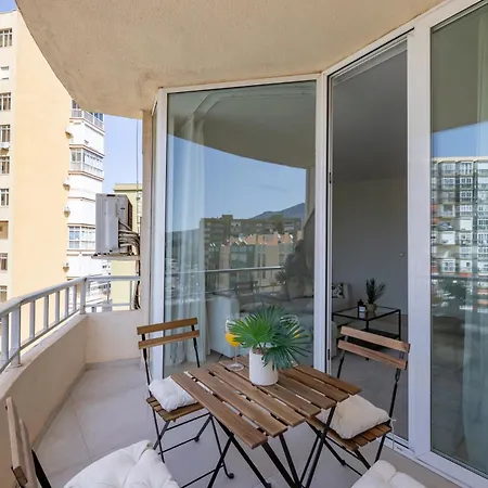 Stylish 2bd In The Centre 10 Minutes Away From The Torremolinos